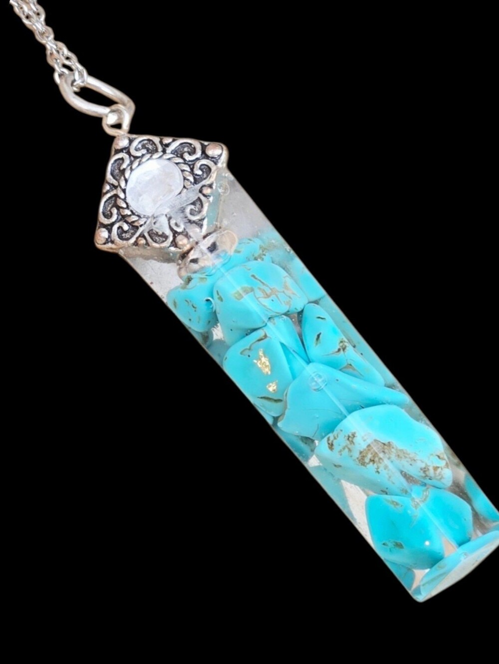 Cripple Creek Turquoise Chip Pendant Necklace